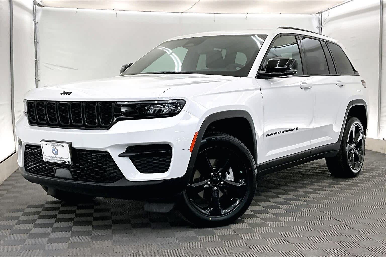 Thumbnail: 2023 Jeep Grand Cherokee - 1