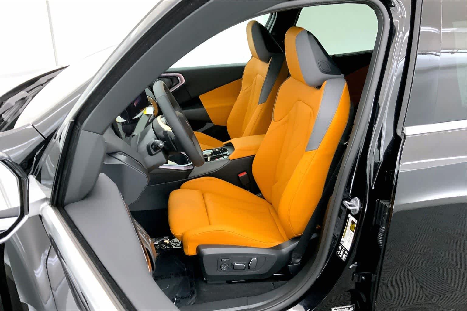 Thumbnail: 2025 BMW X3 - 11