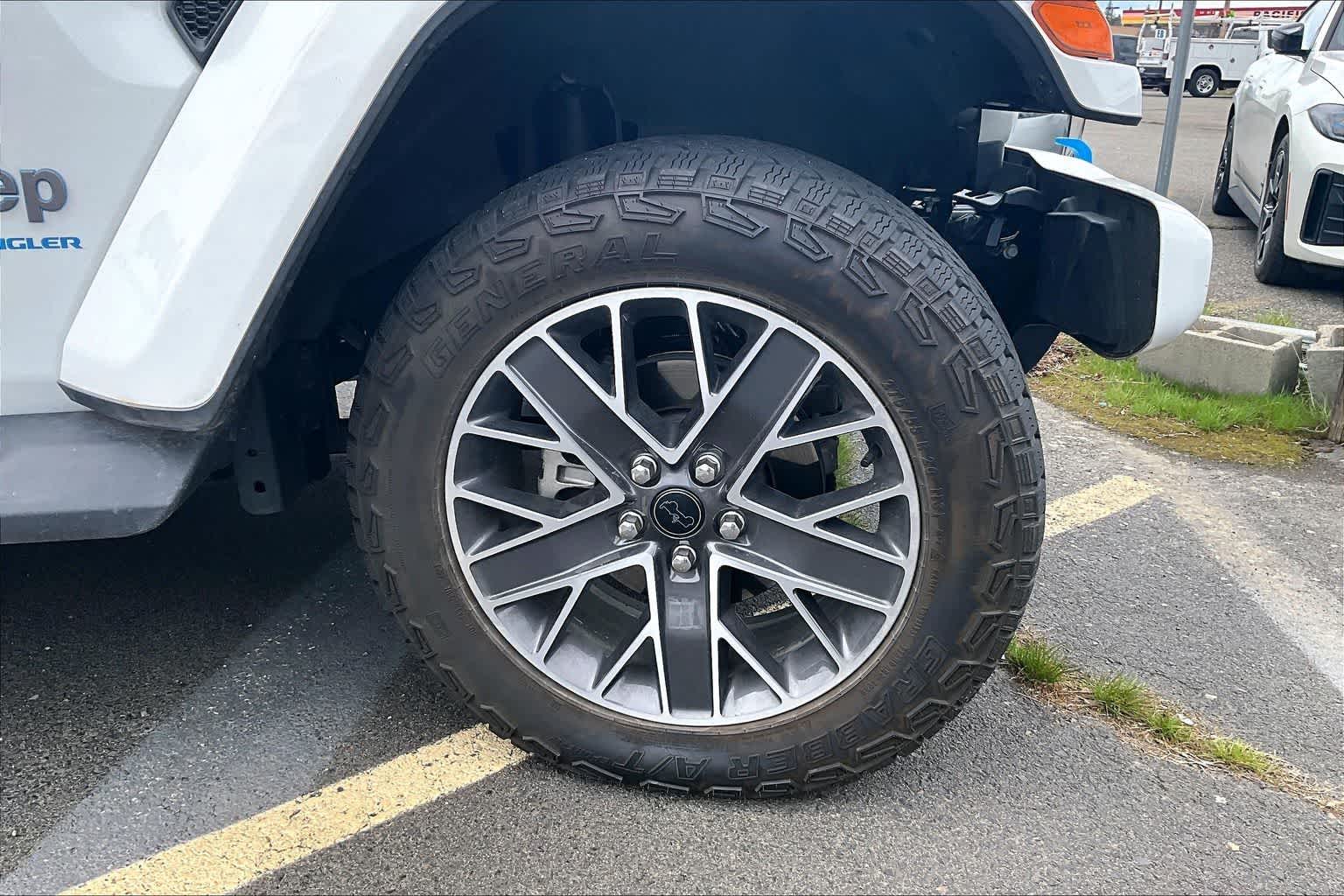 Thumbnail: 2024 Jeep Wrangler - 14