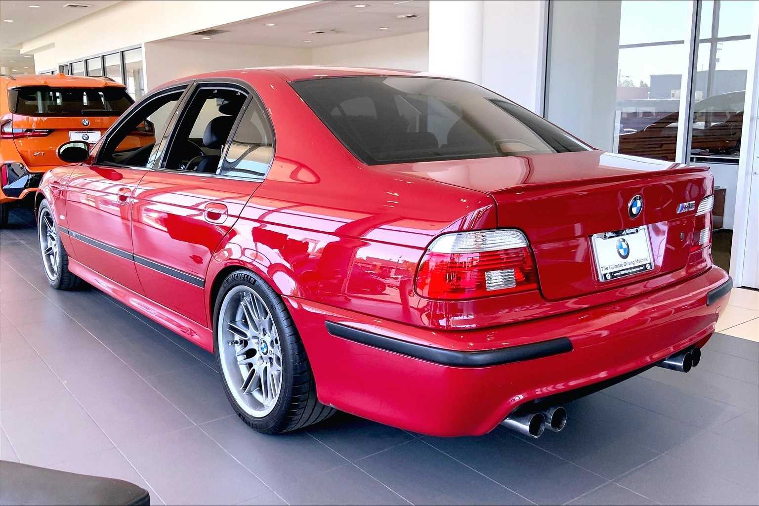 Thumbnail: 2001 BMW M5 - 4