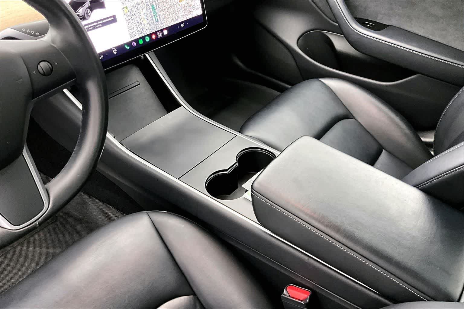 Thumbnail: 2019 Tesla Model 3 - 16