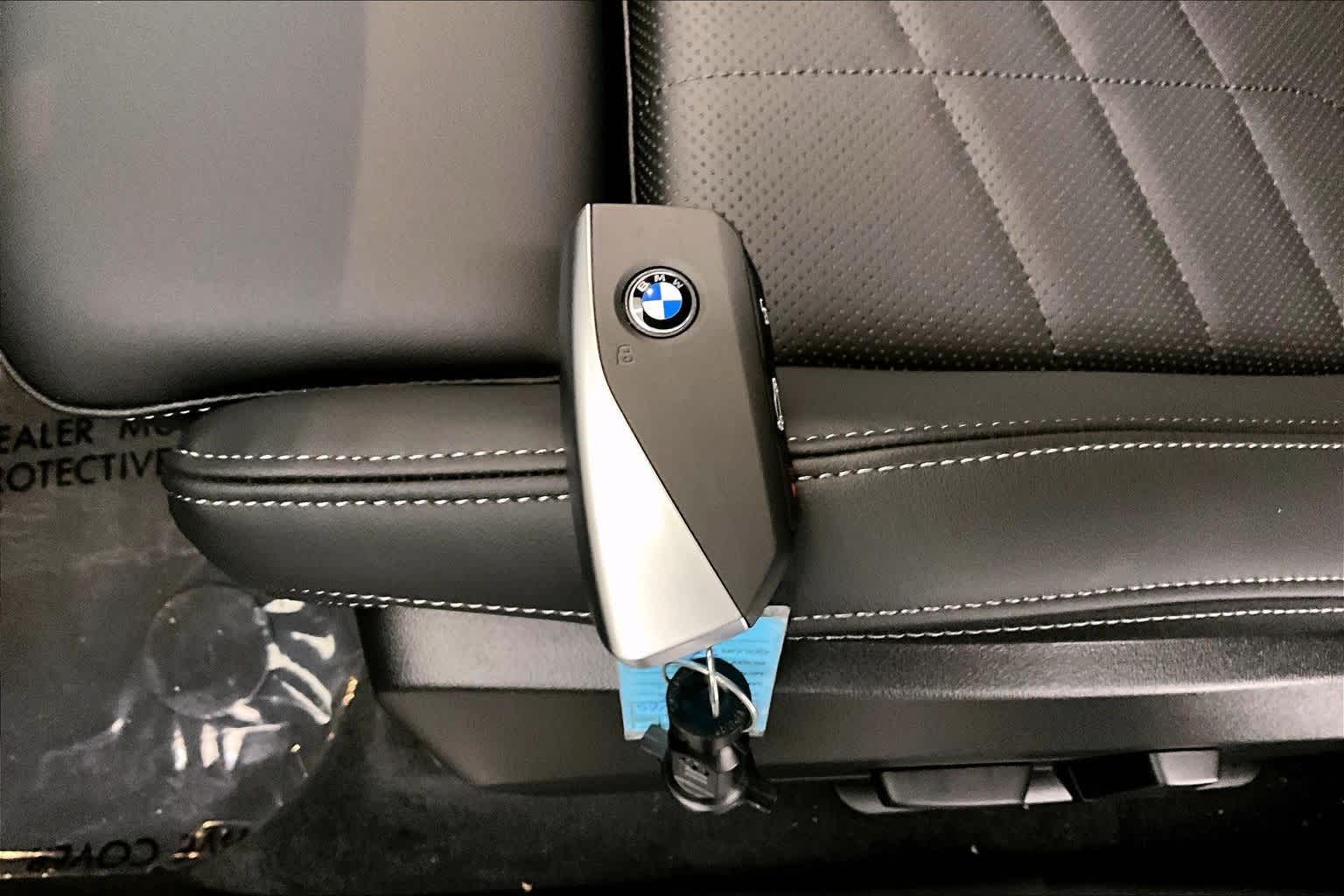 Thumbnail: 2026 BMW X1 - 20