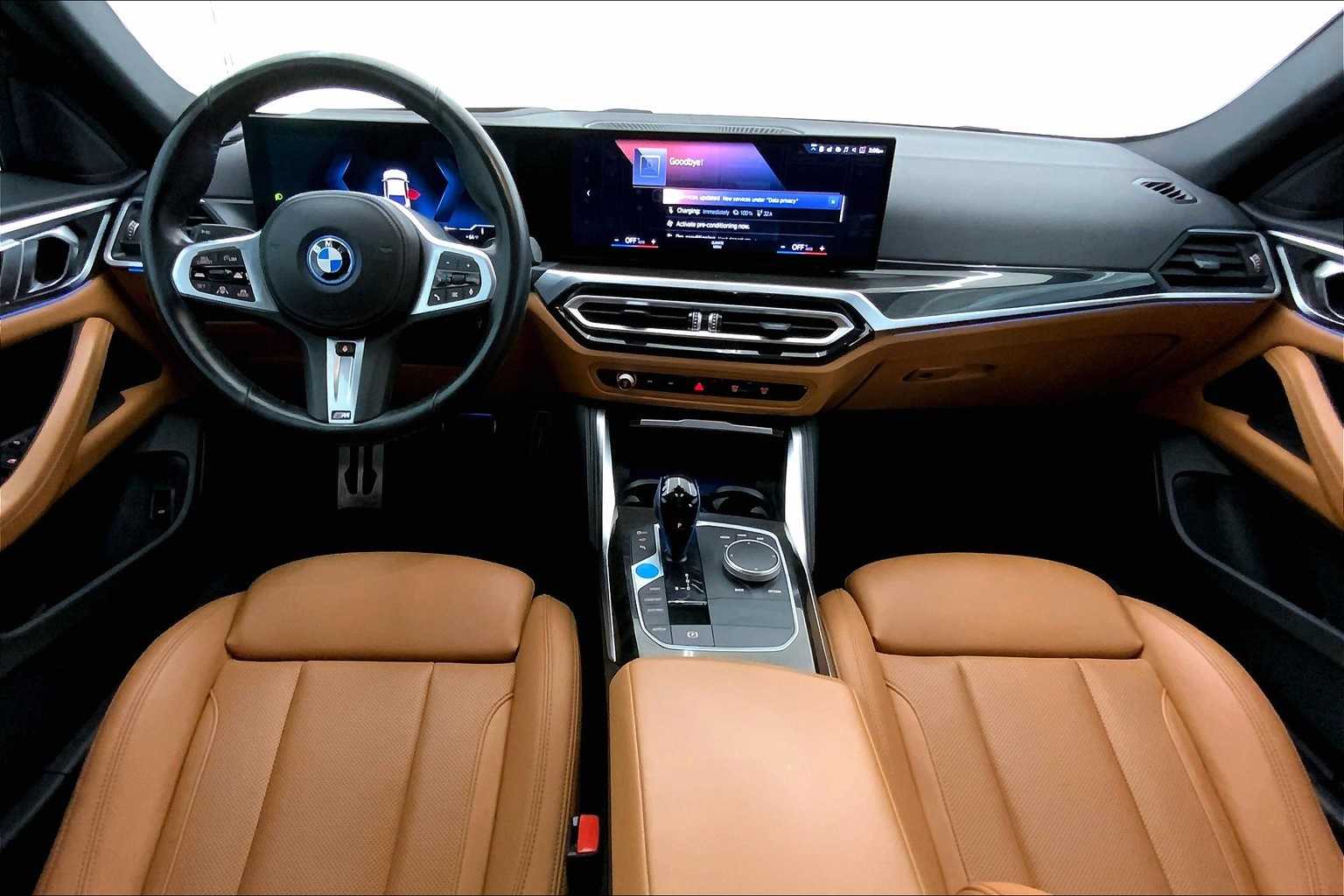 Thumbnail: 2022 BMW i4 - 11