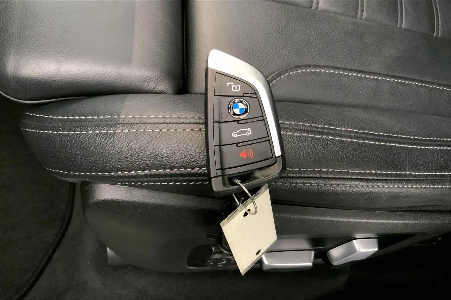 Thumbnail: 2021 BMW X3 - 19