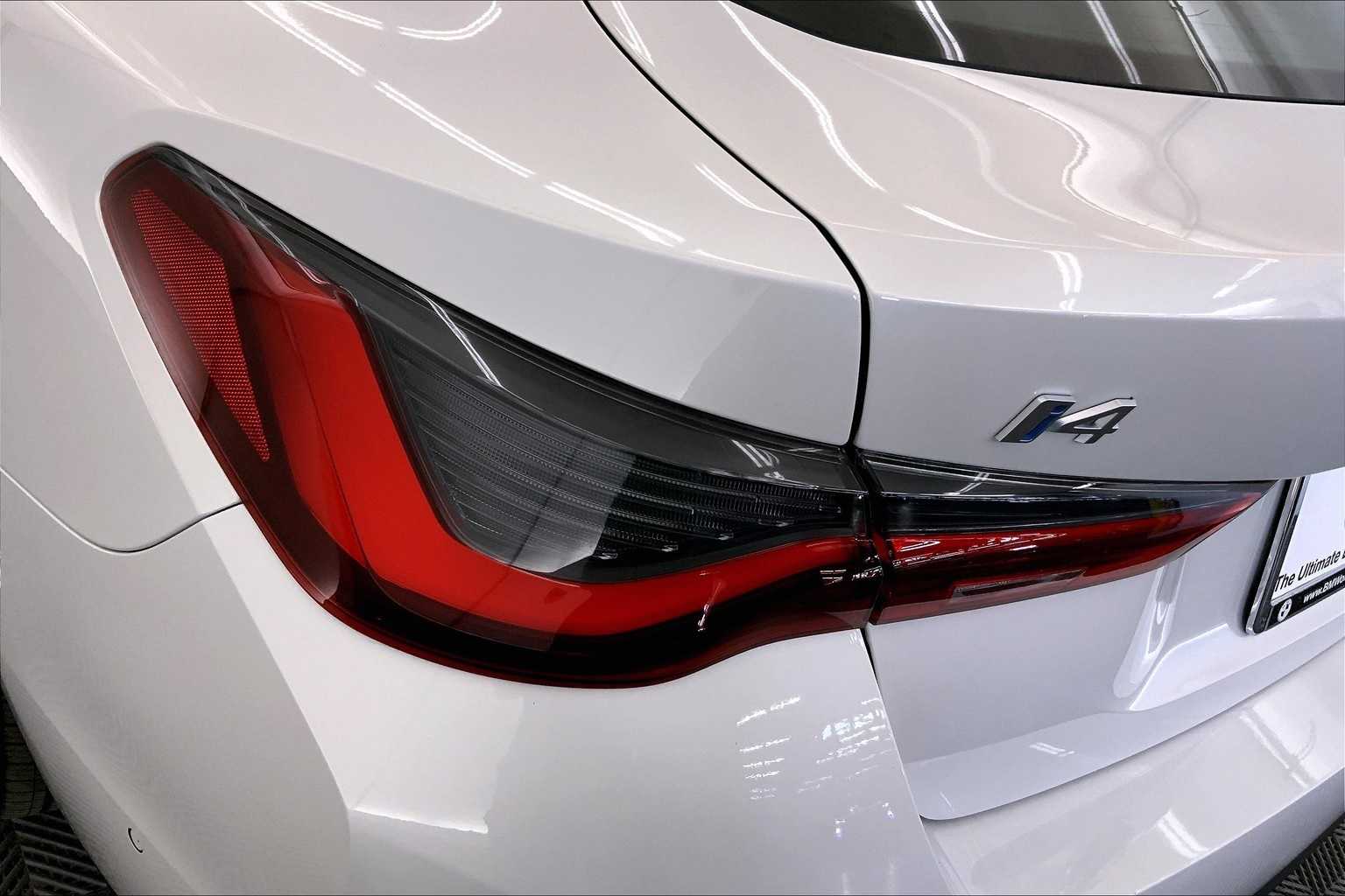 Thumbnail: 2025 BMW i4 - 32