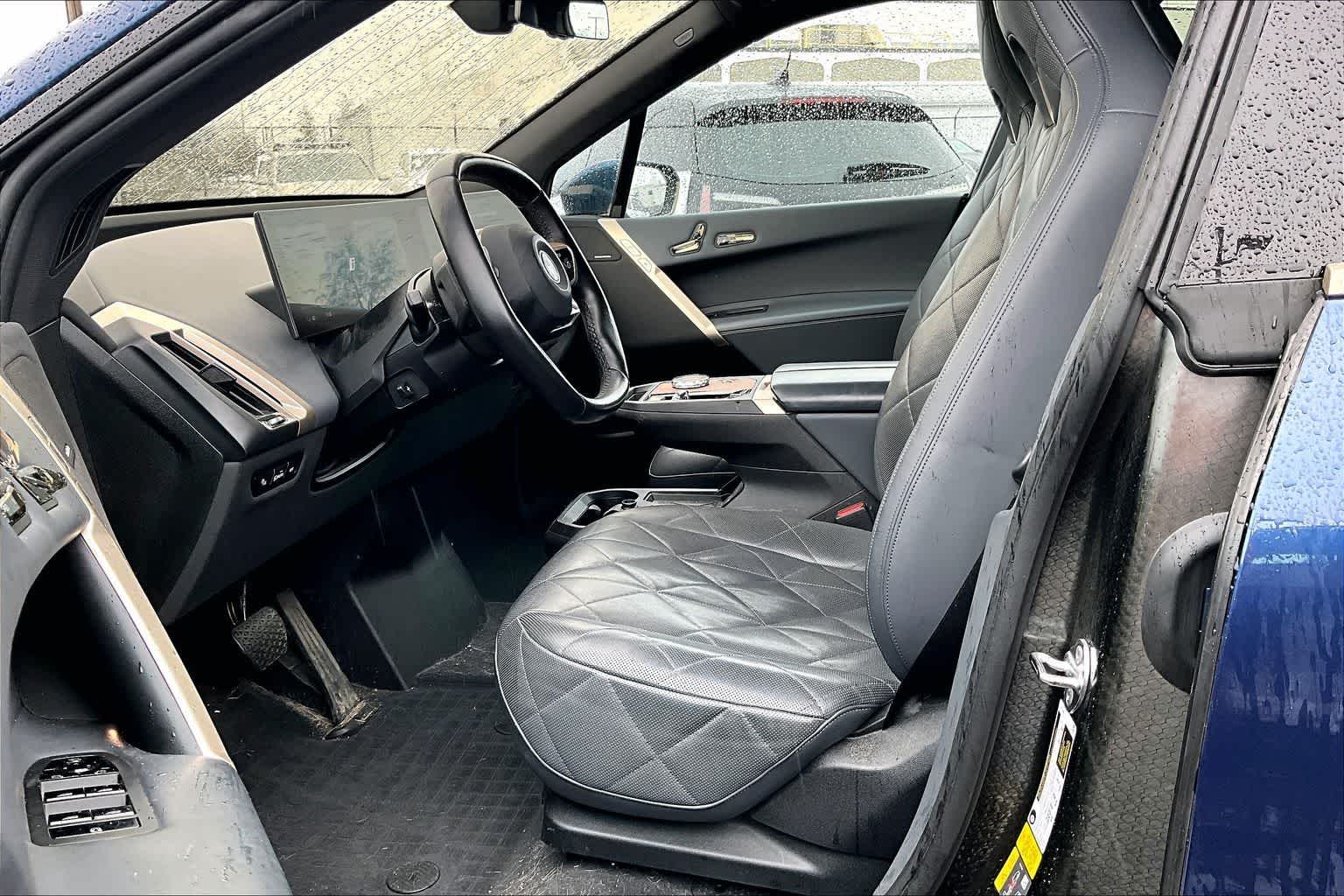 Thumbnail: 2024 BMW iX - 11