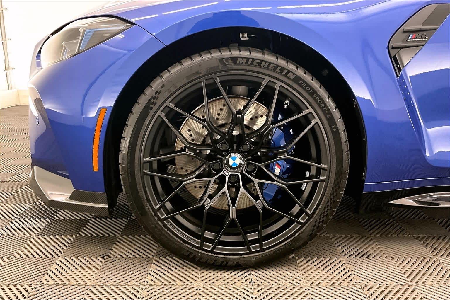 Thumbnail: 2026 BMW M4 - 8