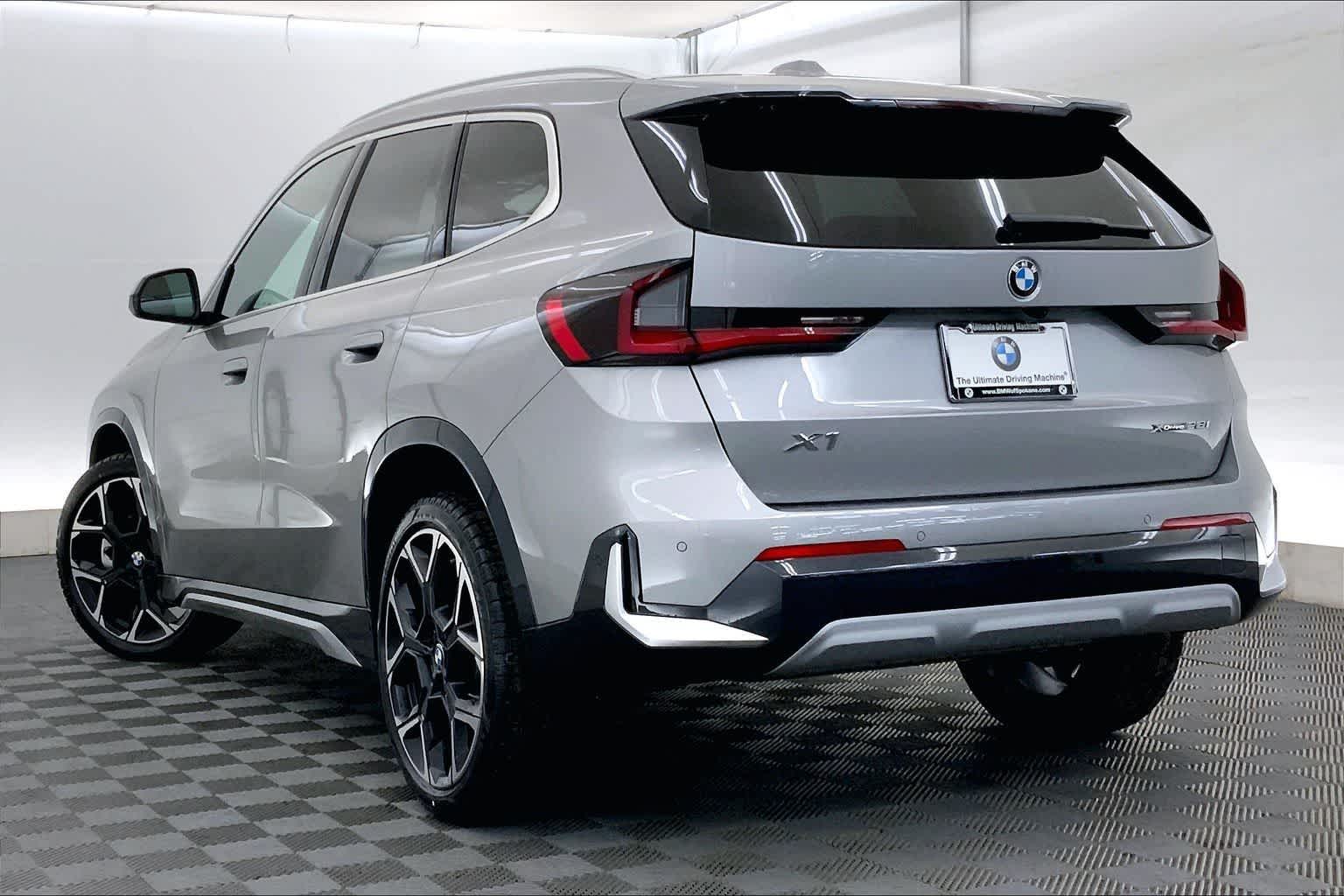 Thumbnail: 2026 BMW X1 - 4