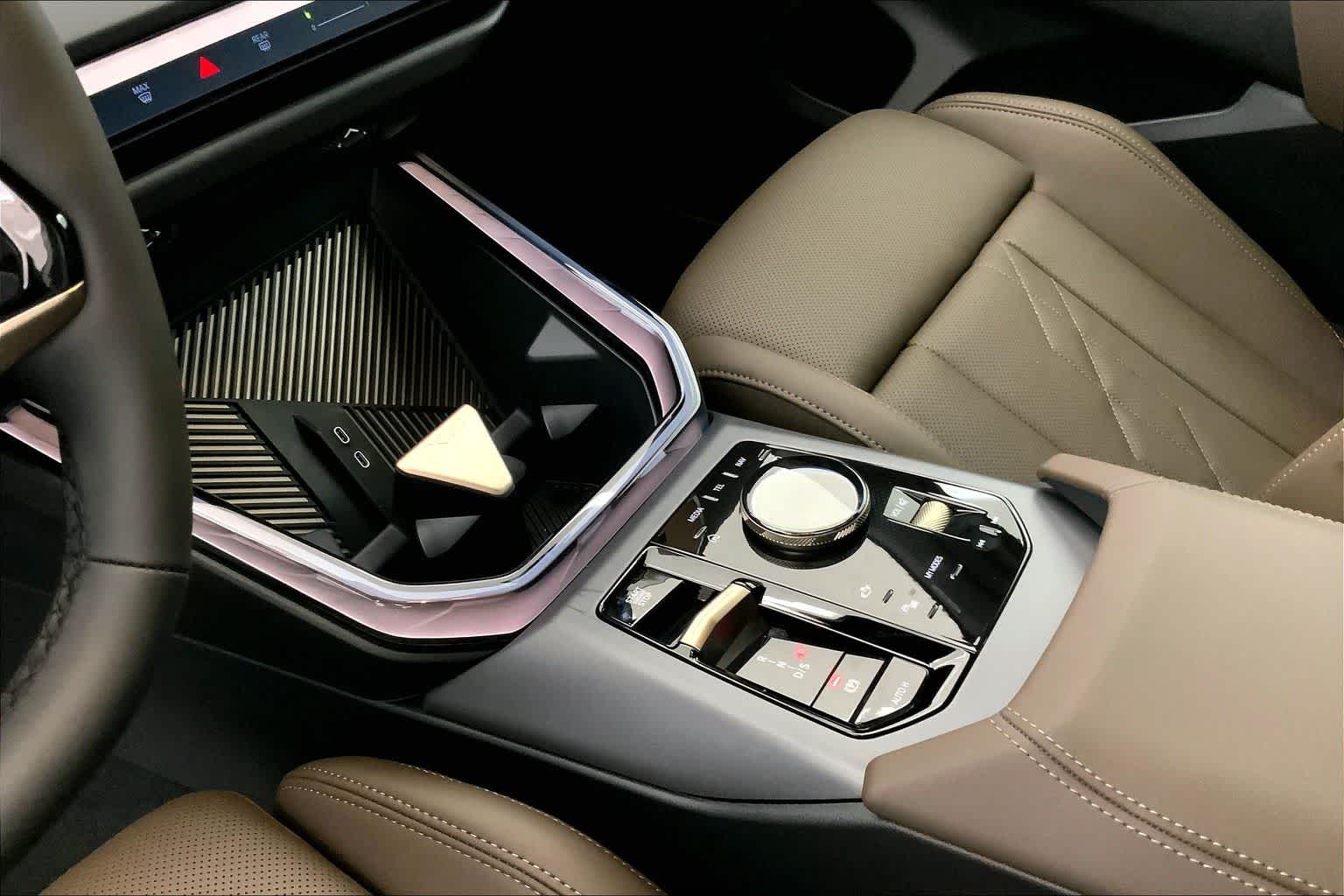 Thumbnail: 2025 BMW X3 - 17