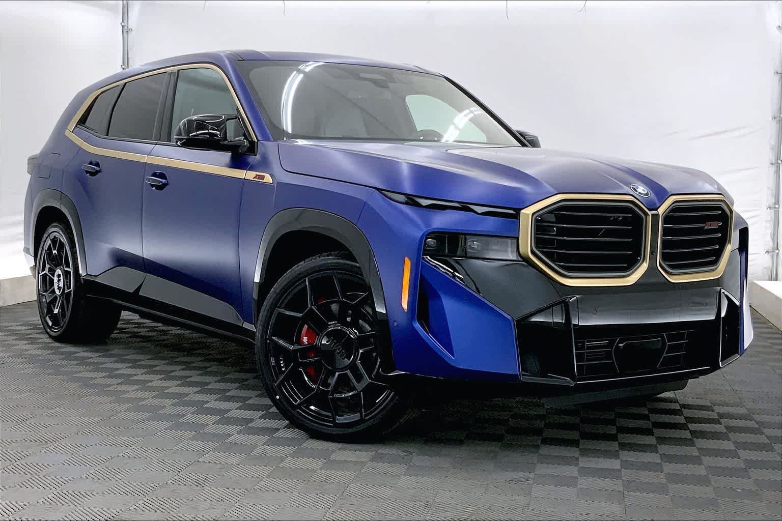 Thumbnail: 2026 BMW XM - 21