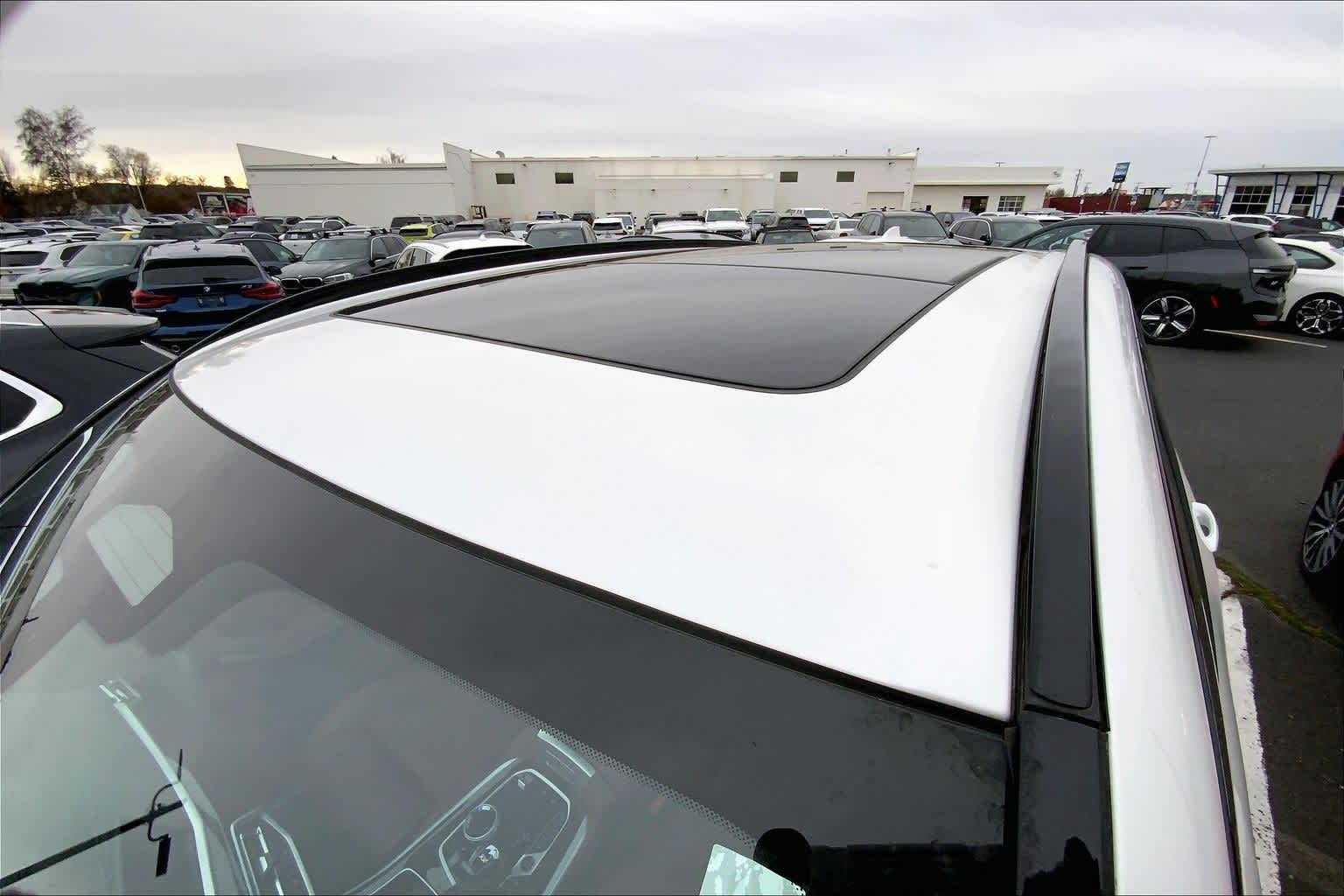 Thumbnail: 2023 BMW X5 - 13