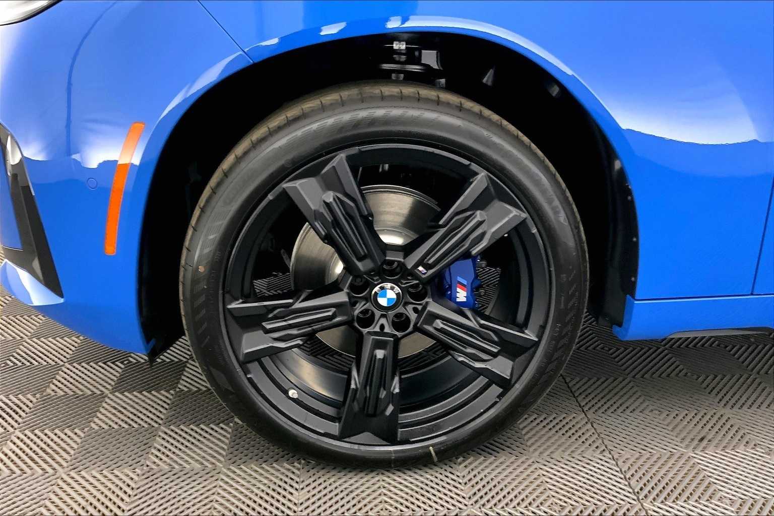 Thumbnail: 2025 BMW X3 - 8