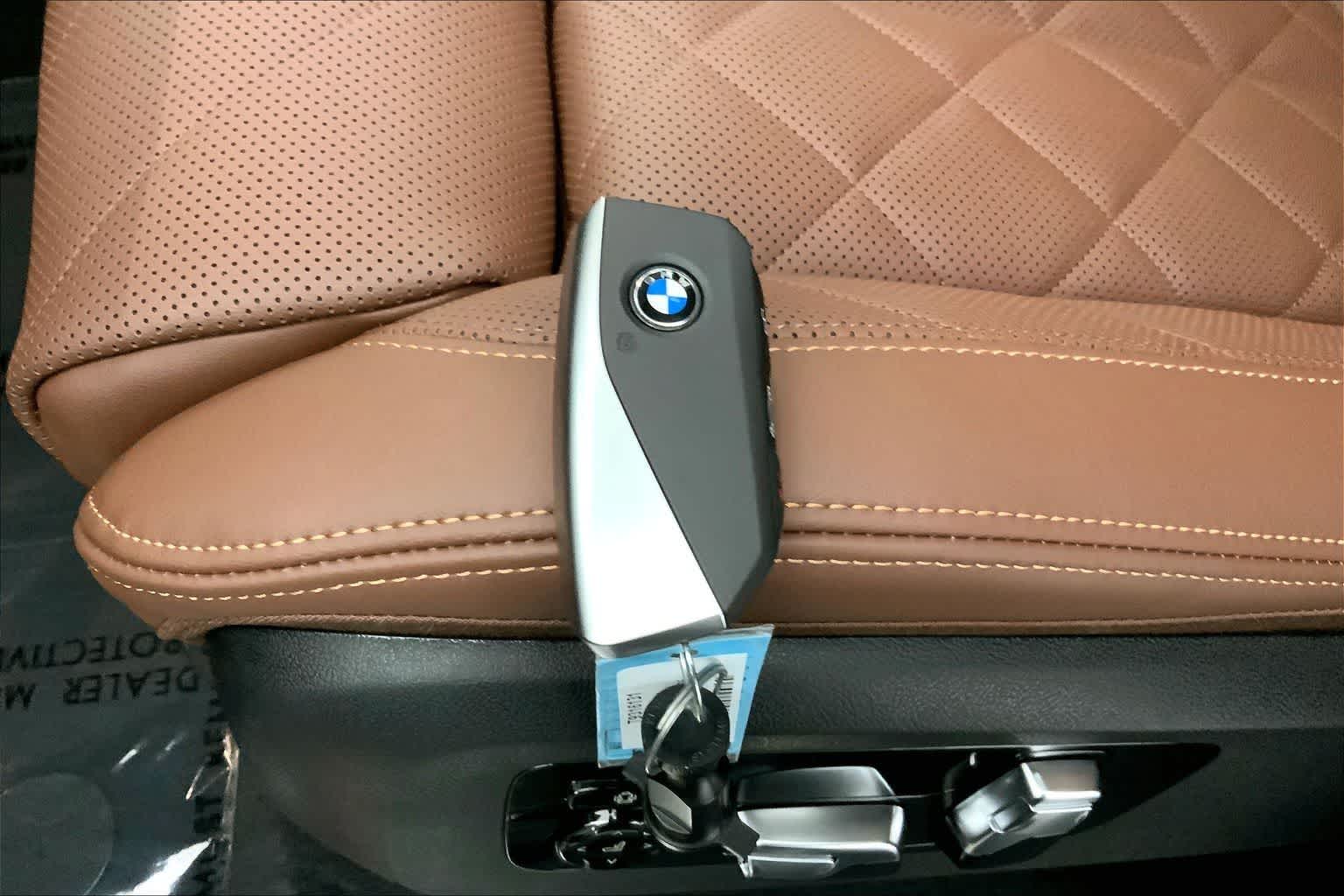 Thumbnail: 2026 BMW X5 - 20