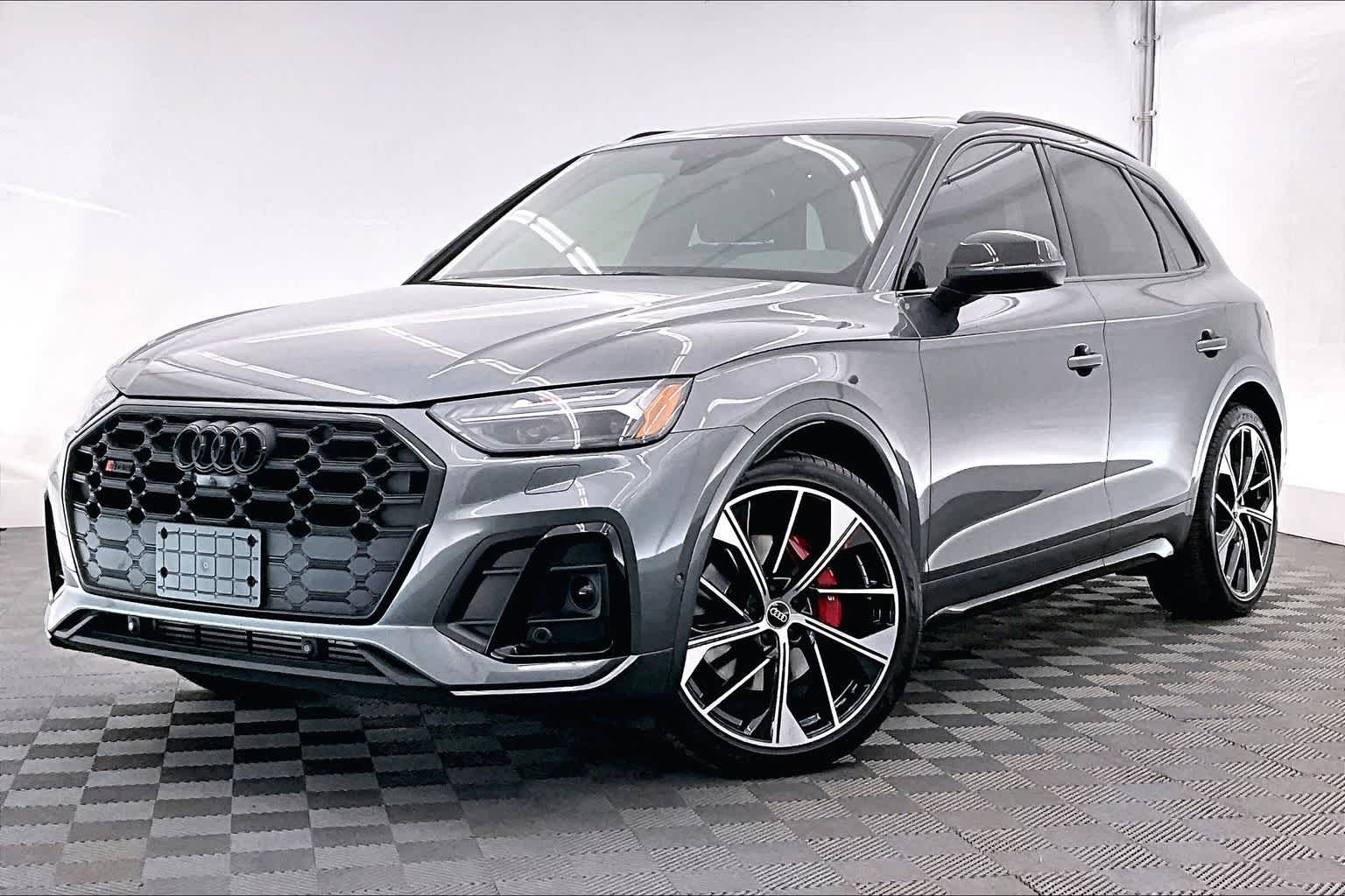 Thumbnail: 2024 Audi SQ5 - 1