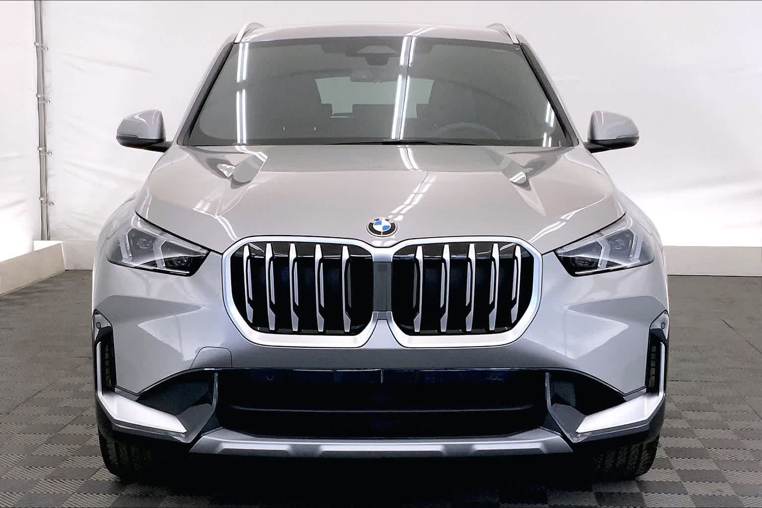 Thumbnail: 2025 BMW X1 - 6
