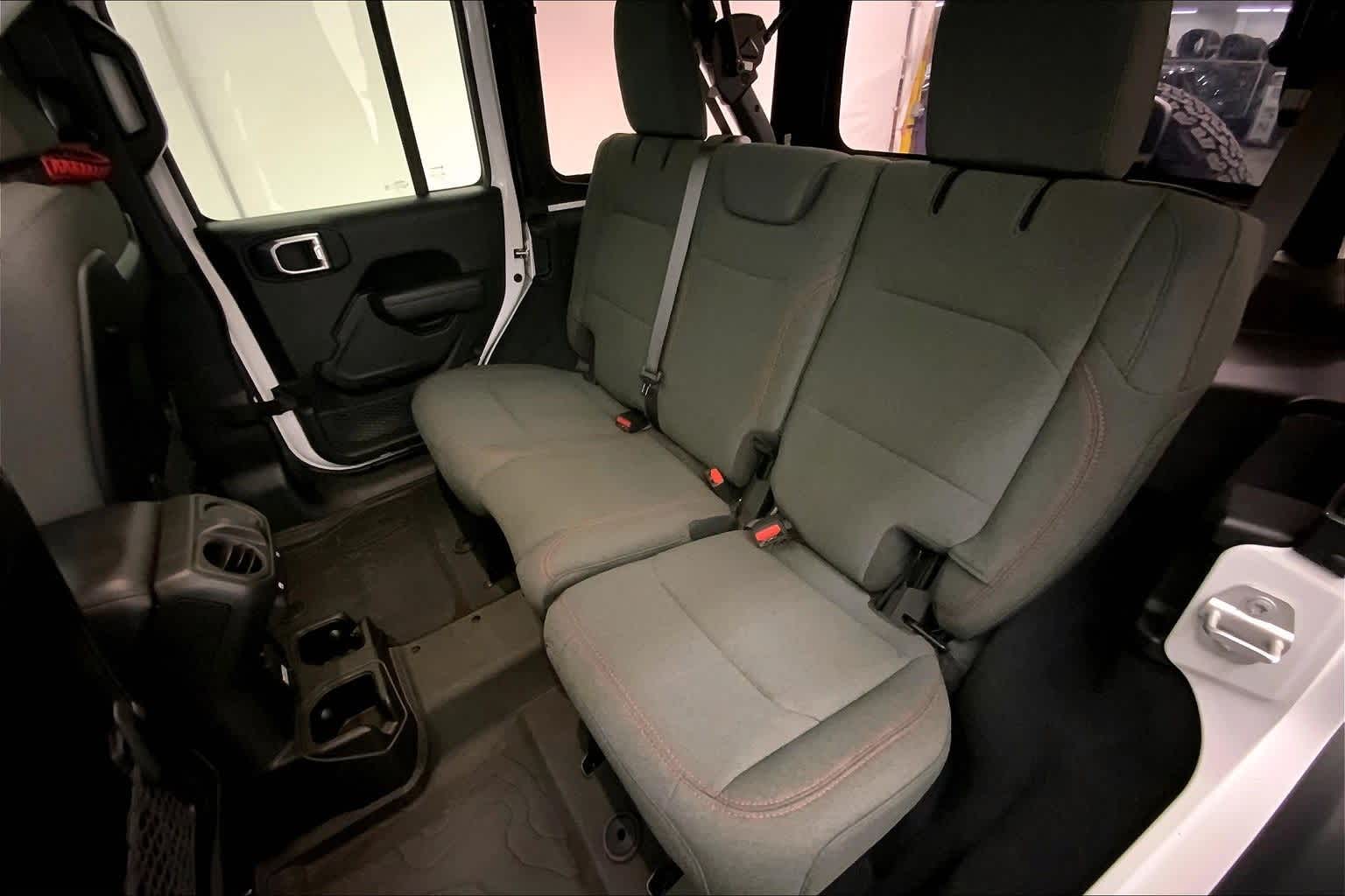 Thumbnail: 2024 Jeep Wrangler - 29