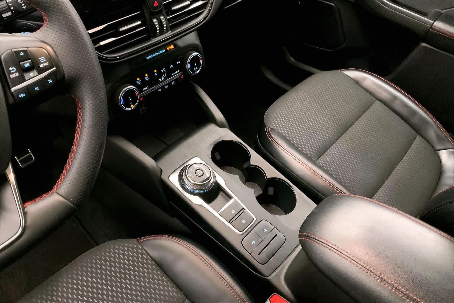 Thumbnail: 2024 Ford Escape - 16