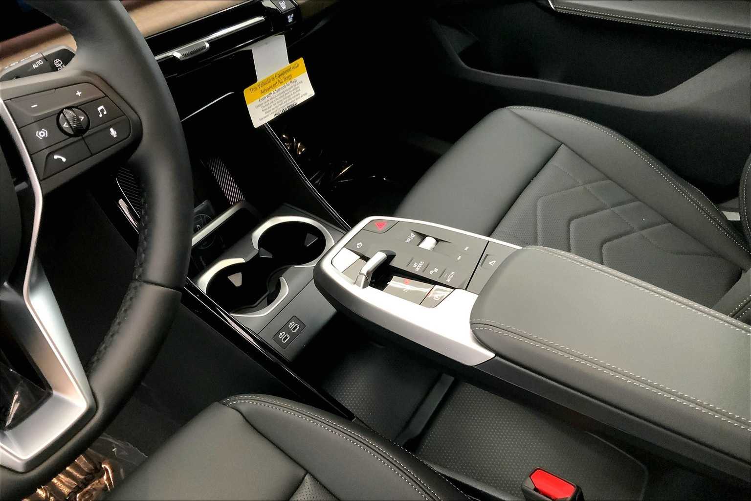 Thumbnail: 2025 BMW X1 - 17