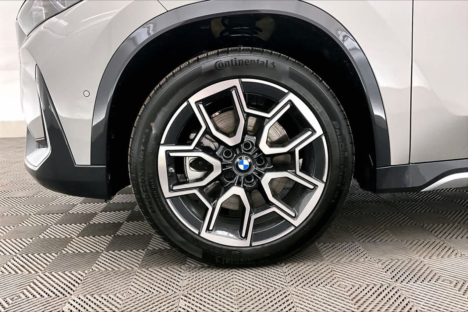 Thumbnail: 2026 BMW X1 - 8