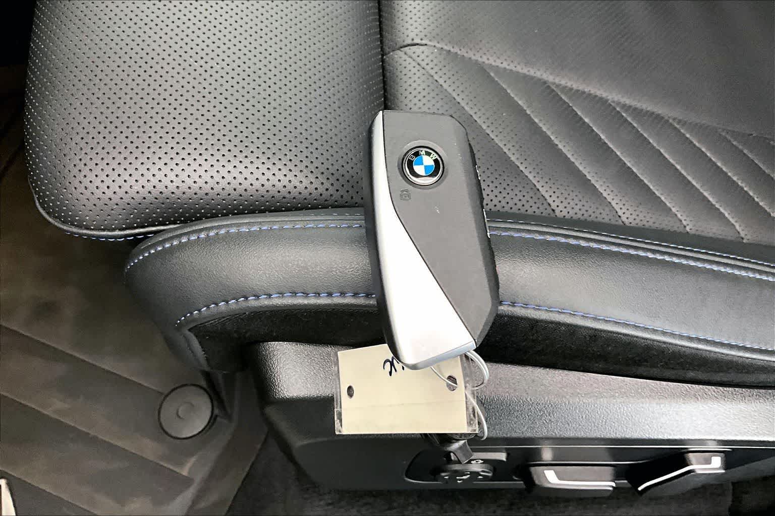 Thumbnail: 2025 BMW X3 - 19