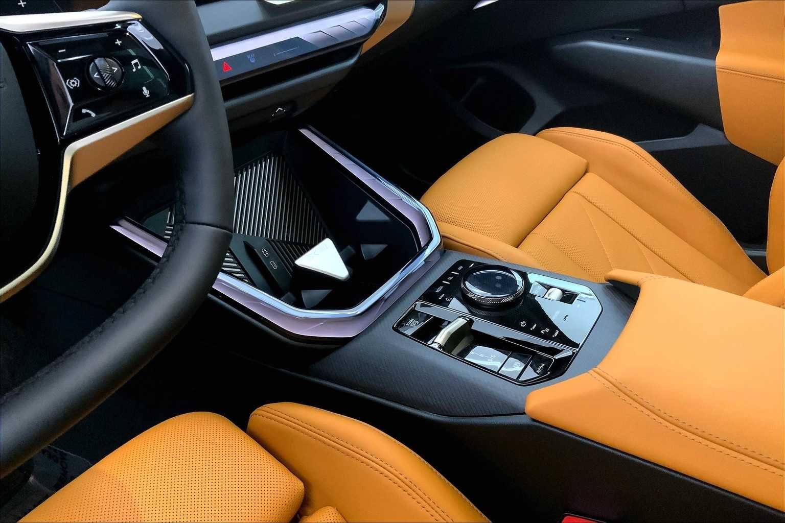 Thumbnail: 2025 BMW X3 - 17