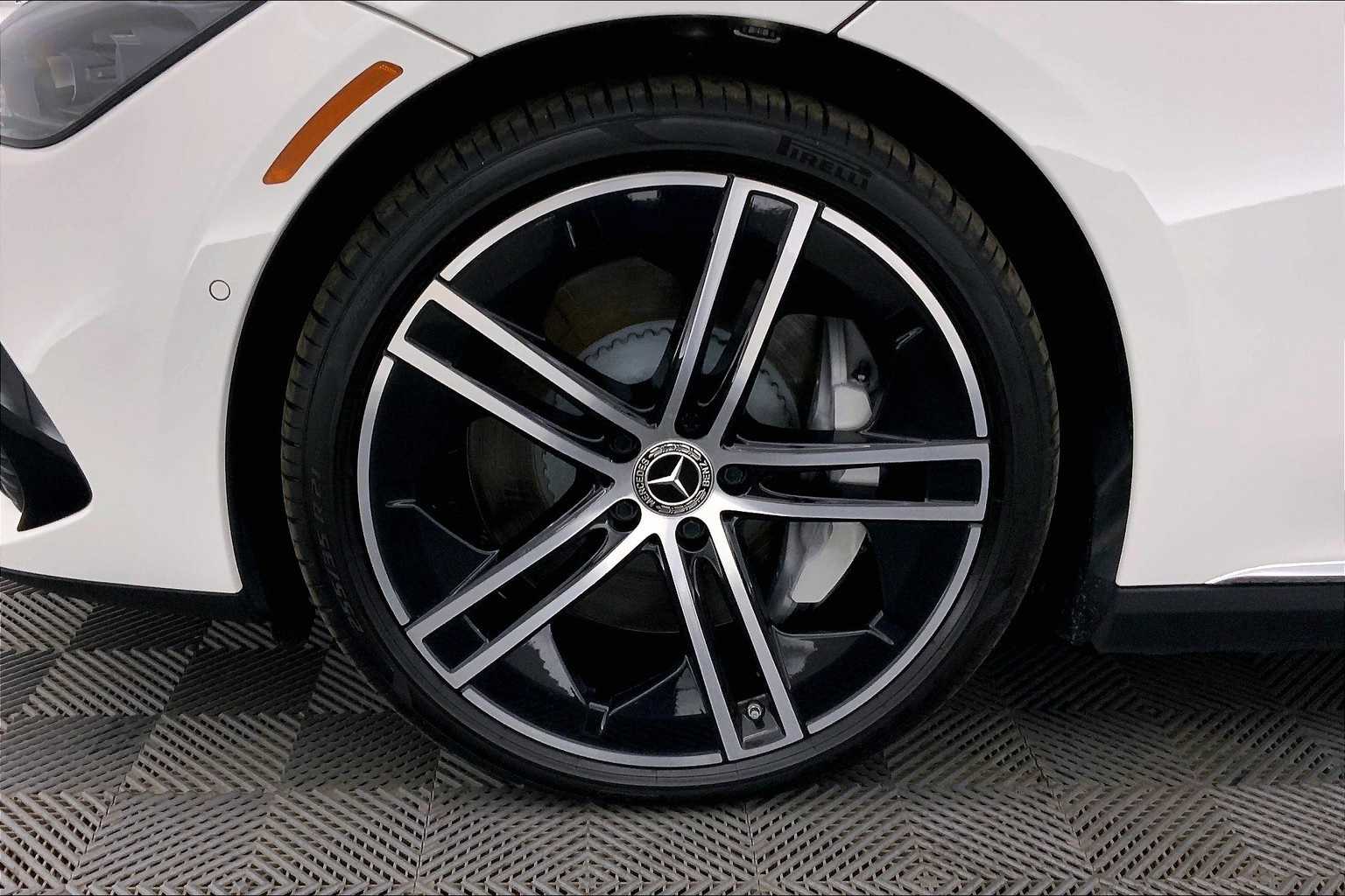 Thumbnail: 2024 Mercedes-Benz EQE - 8