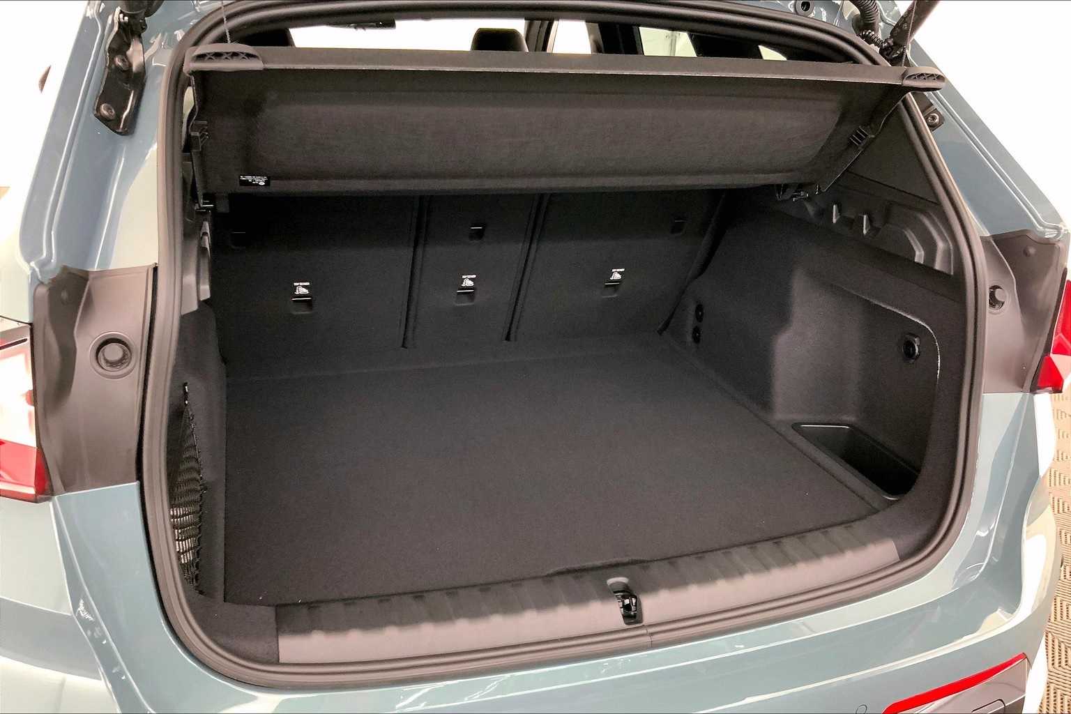 Thumbnail: 2025 BMW X1 - 19