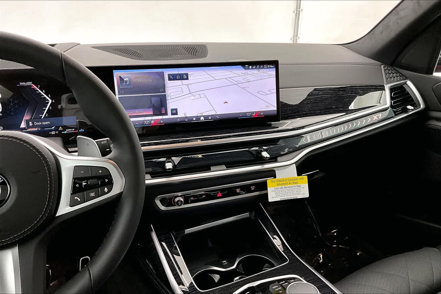 Thumbnail: 2026 BMW X7 - 16