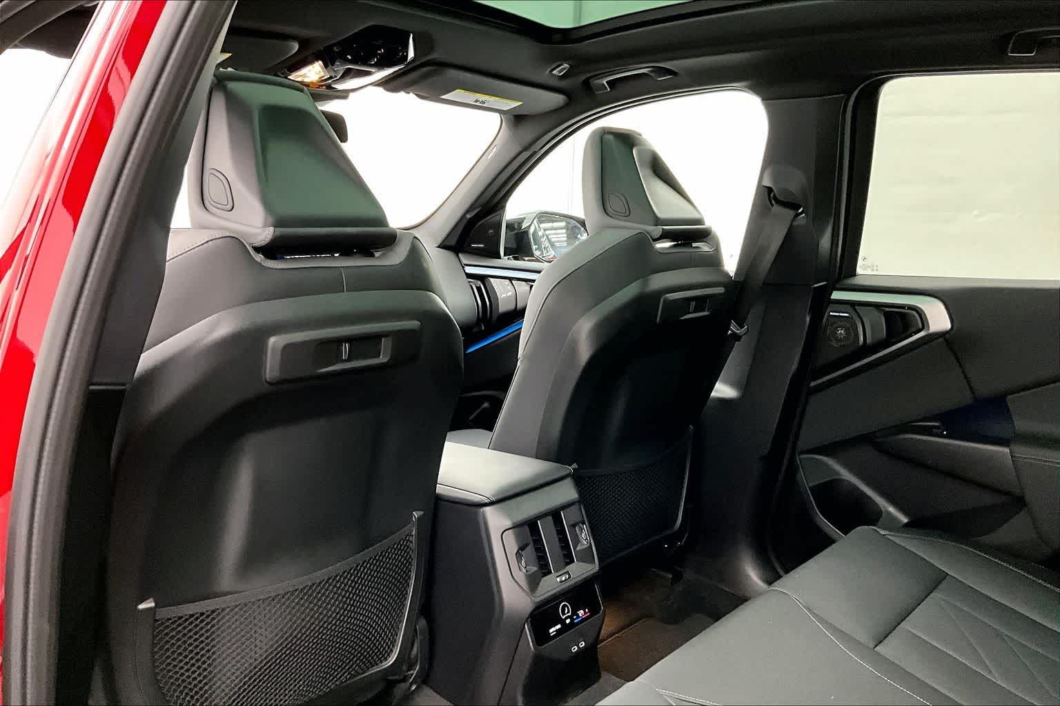 Thumbnail: 2025 BMW X3 - 12