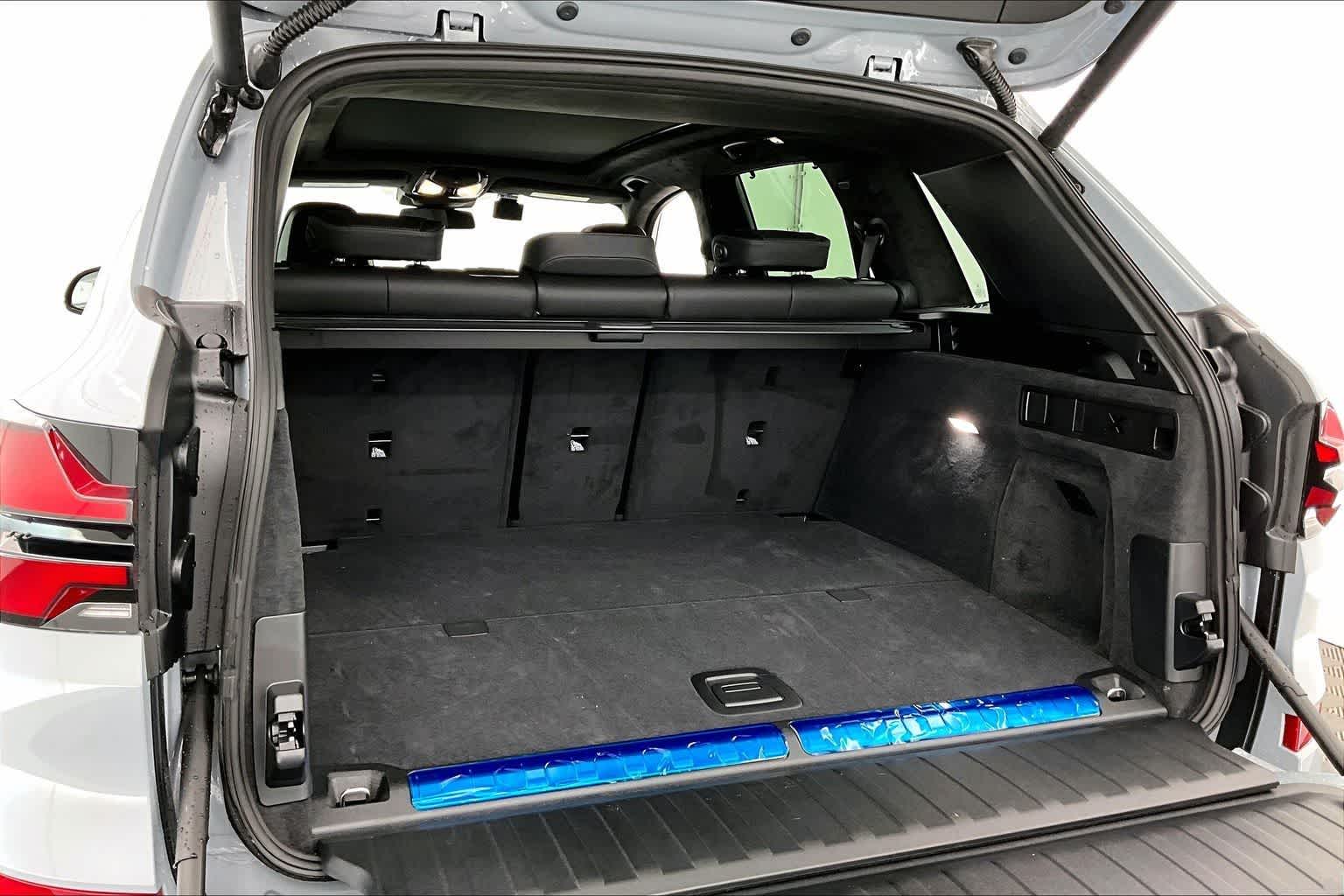 Thumbnail: 2026 BMW X5 - 19