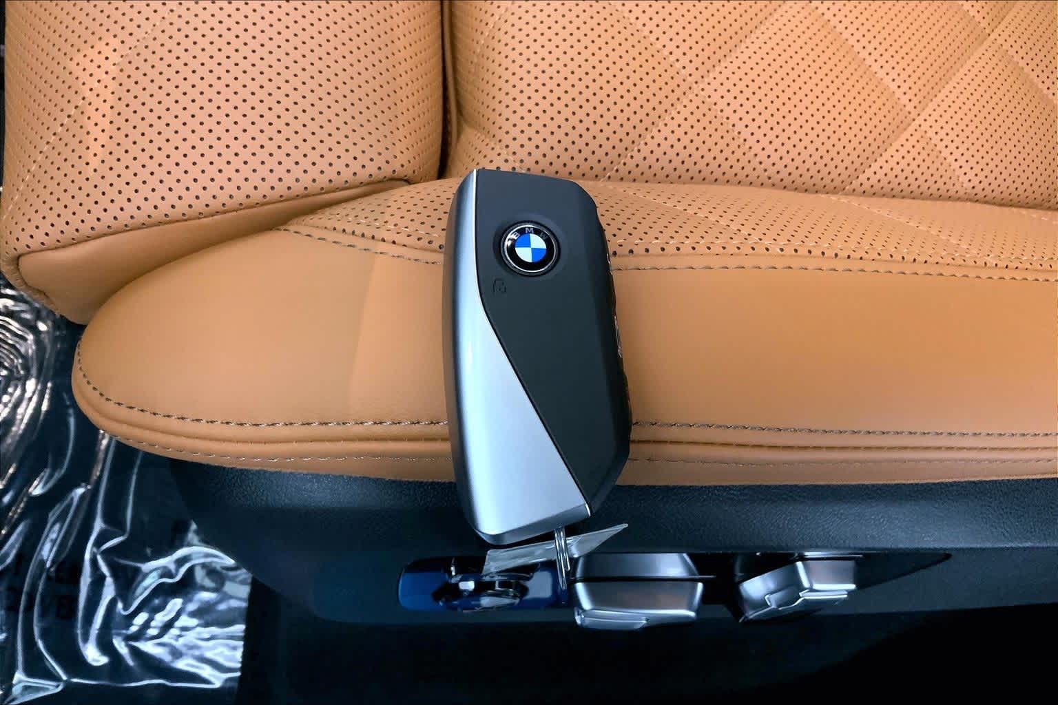 Thumbnail: 2026 BMW X5 - 20