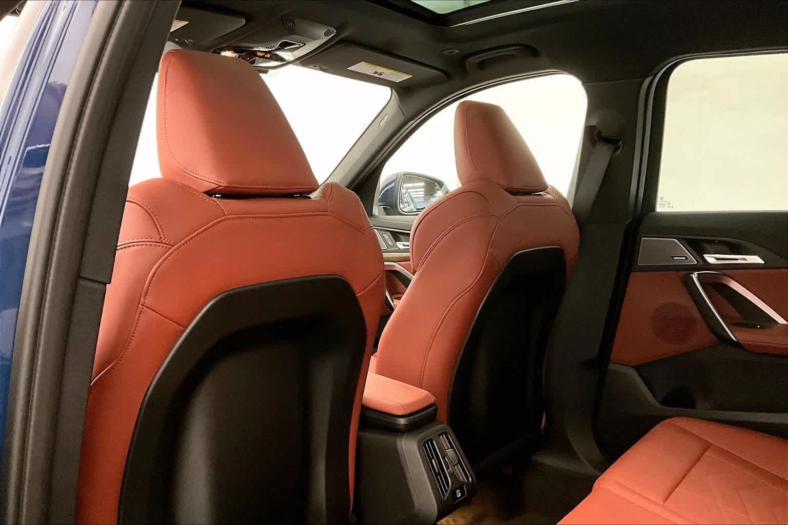 Thumbnail: 2026 BMW X1 - 12