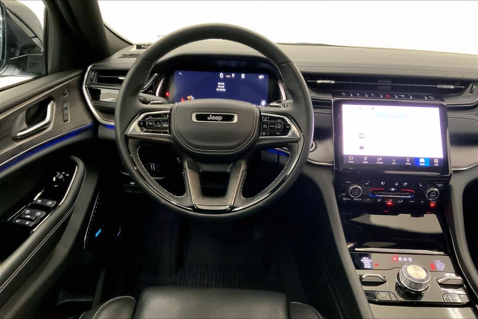 Thumbnail: 2024 Jeep Grand Cherokee - 14