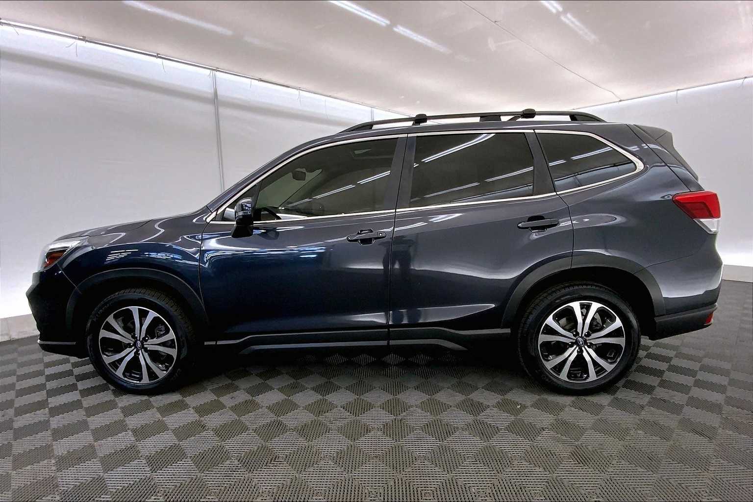 2019 Subaru Forester Limited photo 2
