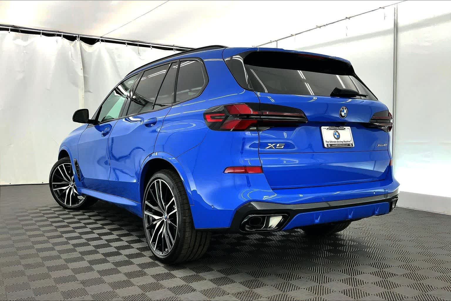 Thumbnail: 2026 BMW X5 - 4