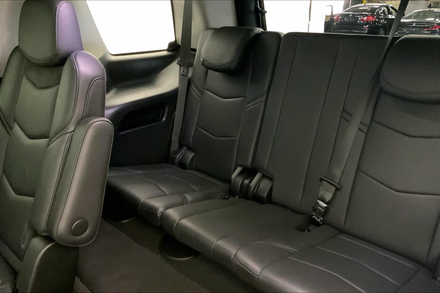 Thumbnail: 2020 Cadillac Escalade - 29