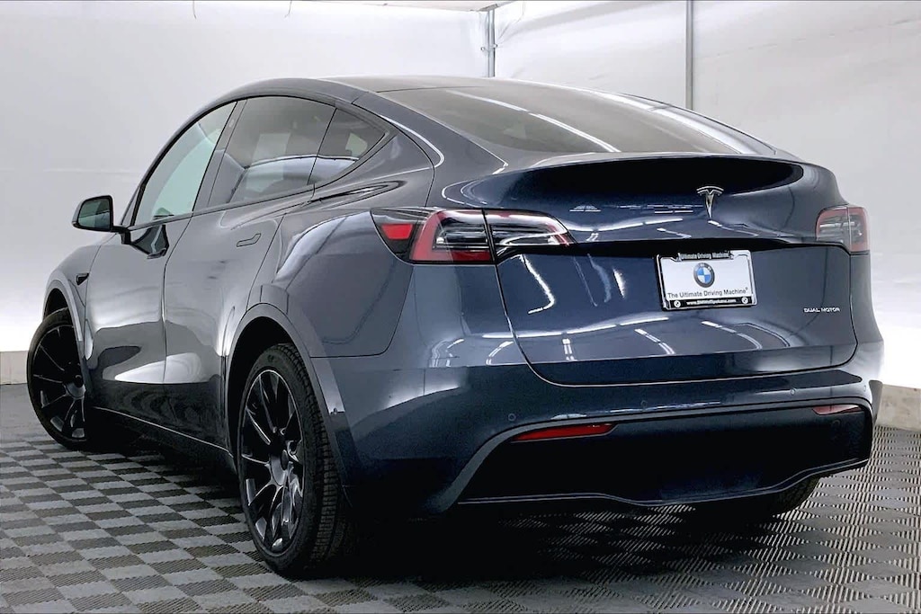 Used 2022 Tesla Model Y Long Range SUV