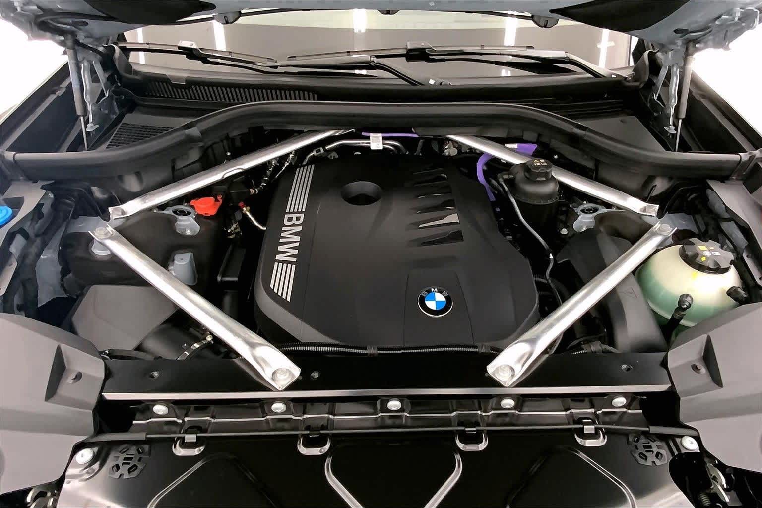 Thumbnail: 2026 BMW X7 - 9