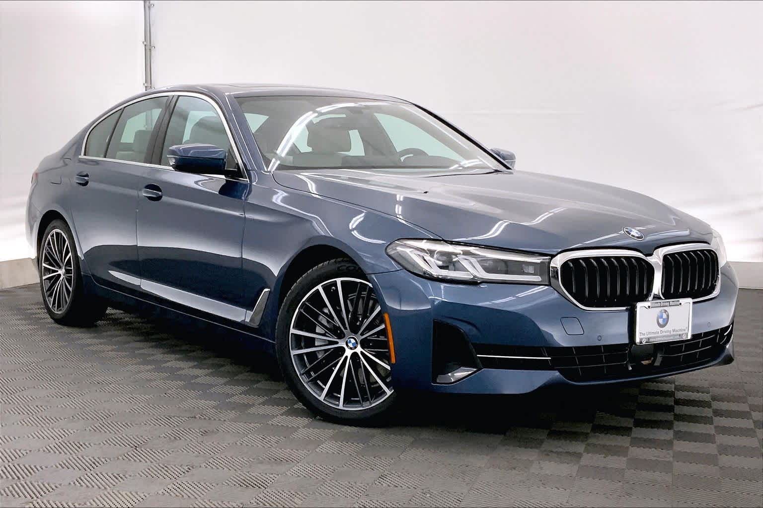 Thumbnail: 2023 BMW 5 Series - 21