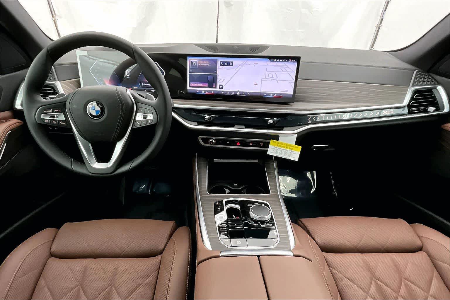 Thumbnail: 2026 BMW X5 - 10