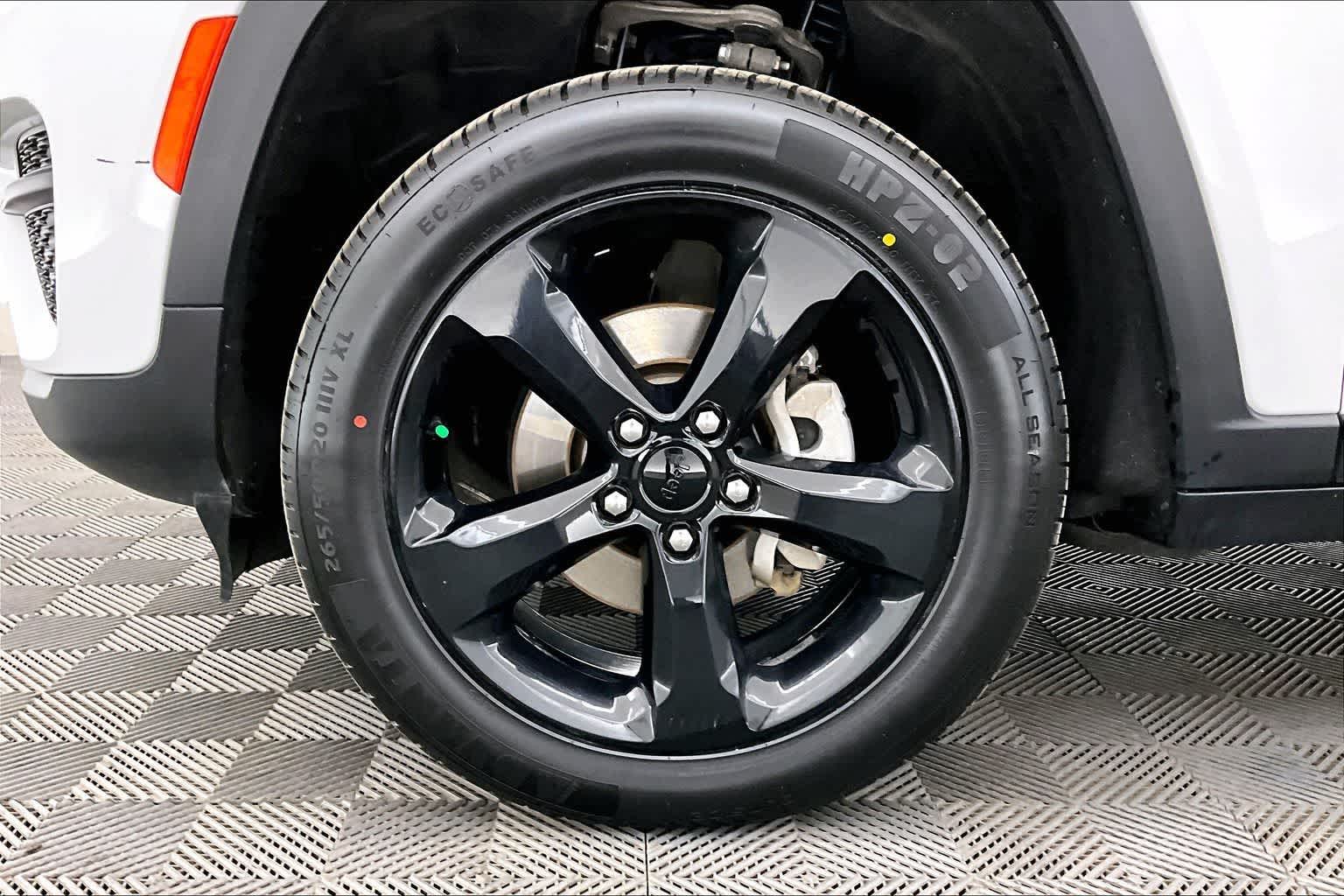 Thumbnail: 2023 Jeep Grand Cherokee - 8