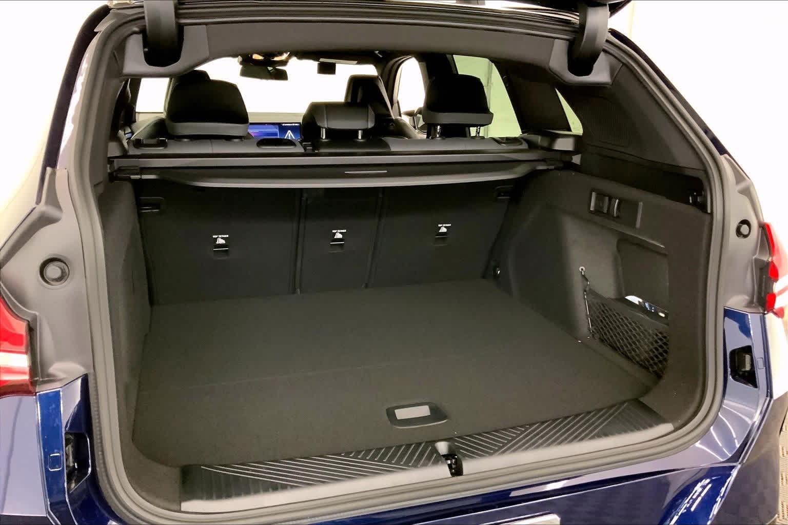 Thumbnail: 2026 BMW X3 - 19