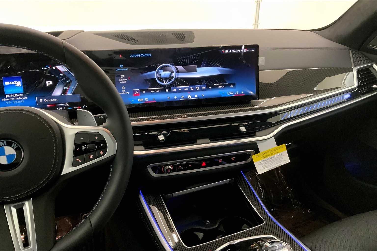 Thumbnail: 2025 BMW X5 - 16