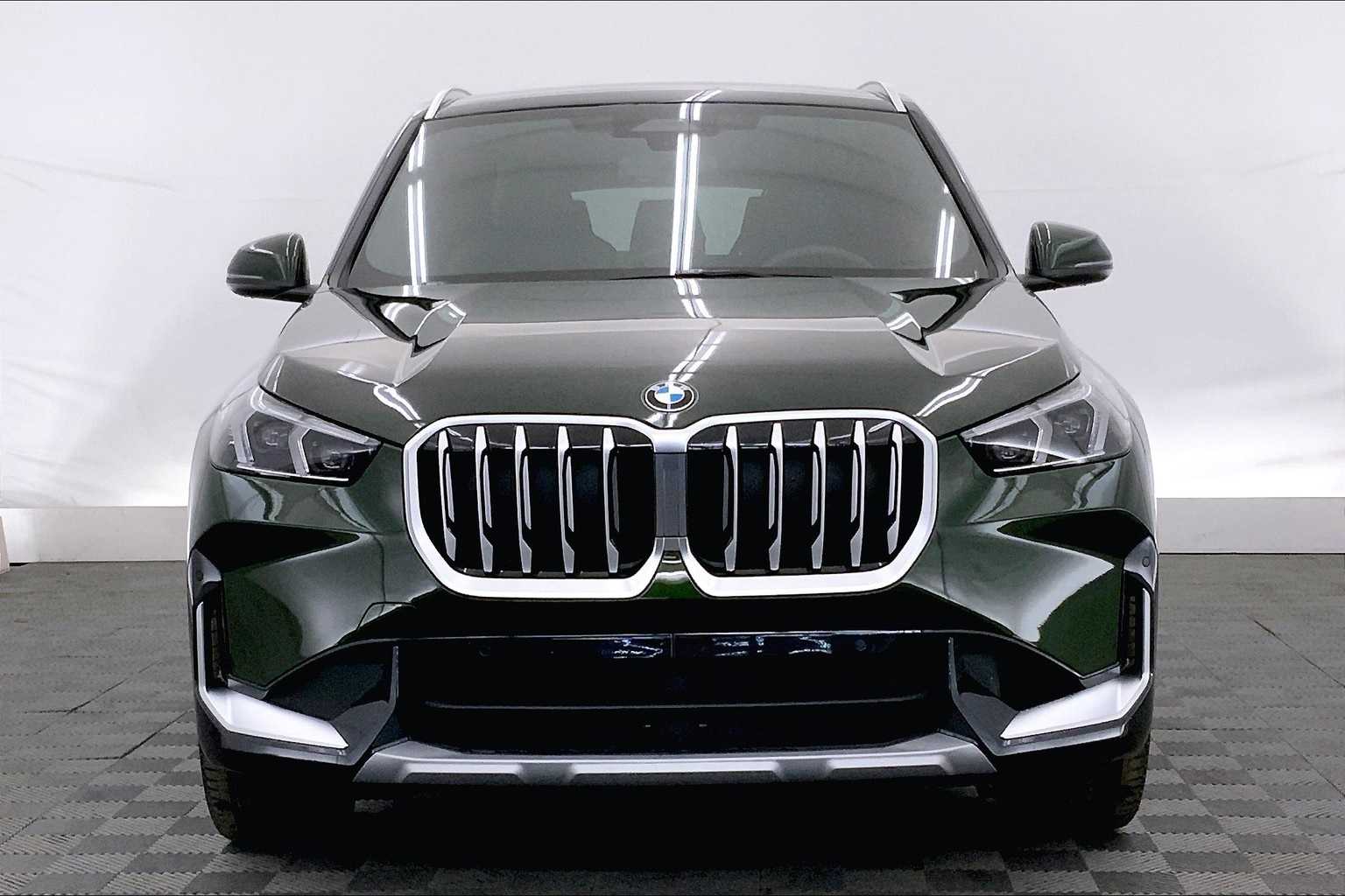 Thumbnail: 2025 BMW X1 - 6
