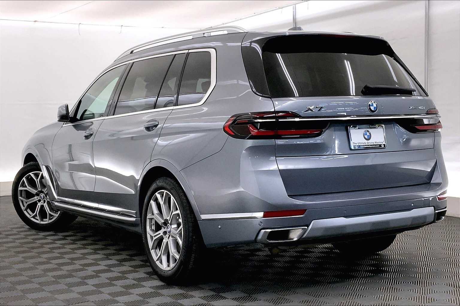 Thumbnail: 2024 BMW X7 - 4