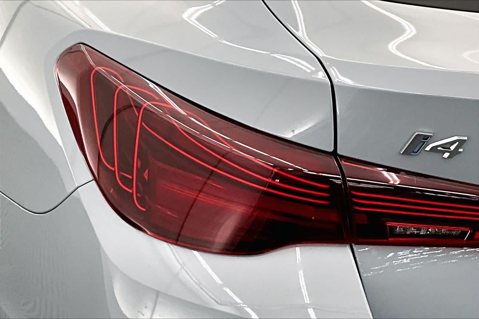 Thumbnail: 2025 BMW i4 - 32