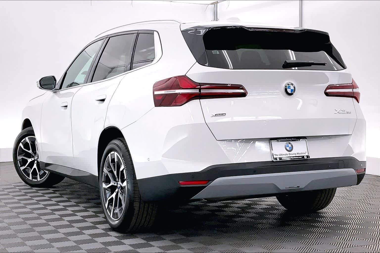 Thumbnail: 2026 BMW X3 - 4
