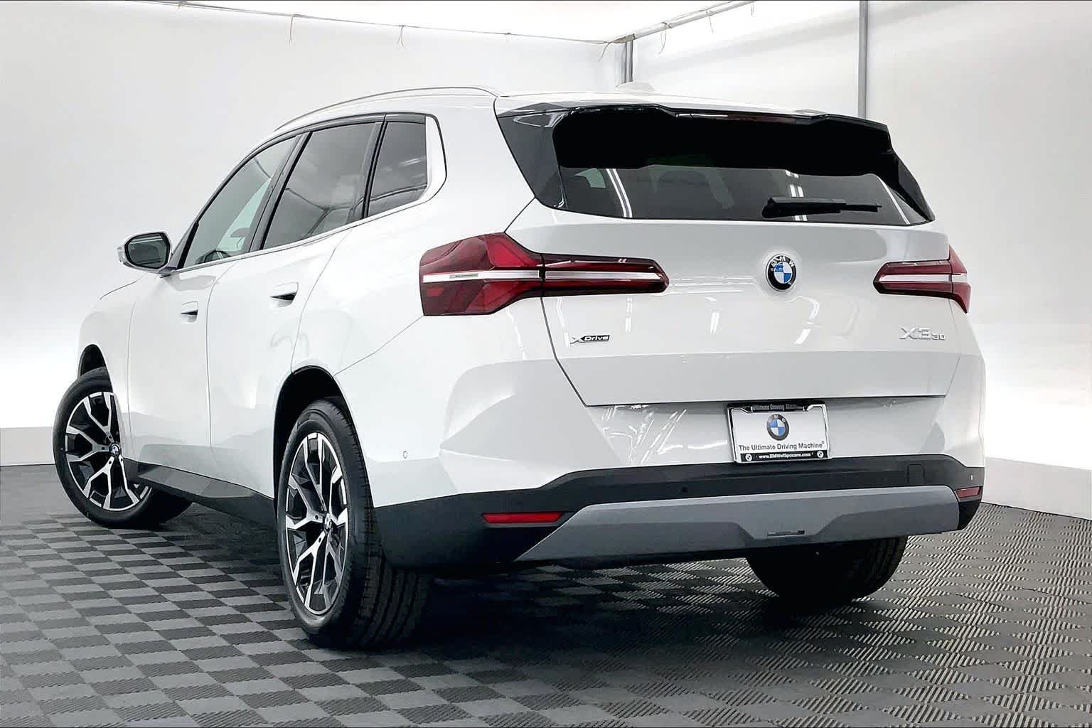 Thumbnail: 2026 BMW X3 - 4