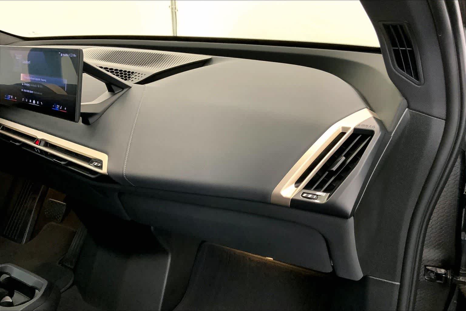 Thumbnail: 2024 BMW iX - 22