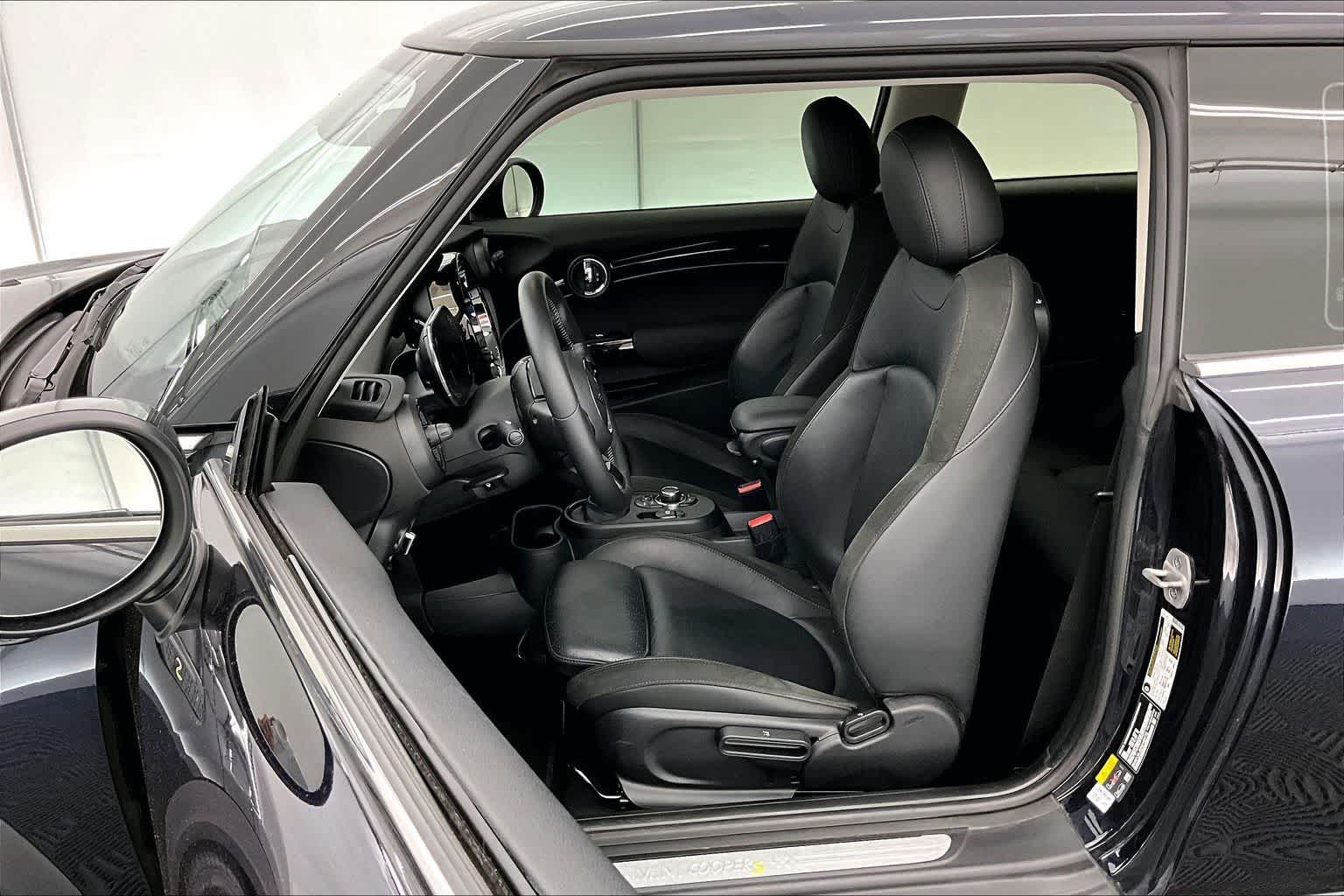 Thumbnail: 2024 MINI Cooper Hardtop - 11